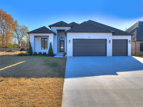 4011 W Baton Rouge St, Broken Arrow, OK, 74011-1888 | Card Image