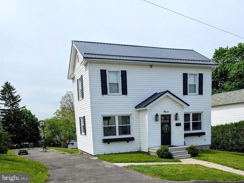 11 Mount Pleasant St, FROSTBURG, MD, 21532-1317 | Card Image