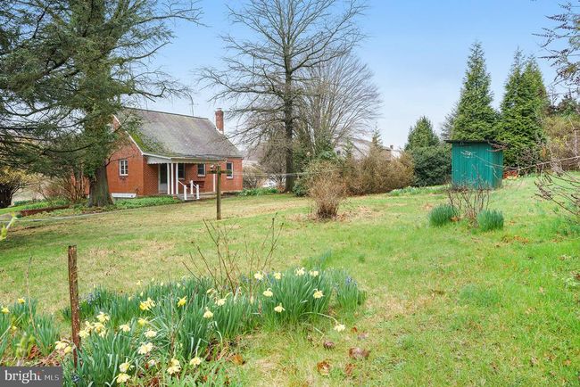 1042 Weisstown Rd, House other with 3 bedrooms, 1 bathrooms and null parking in BOYERTOWN PA | Image 24