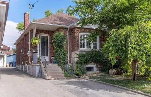 lower-110 Livingstone Ave, Toronto, ON, M6E2L8 | Card Image