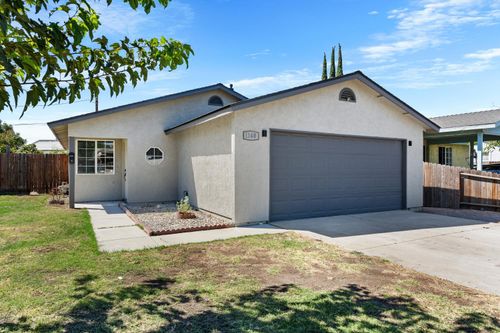 1340 Bennett Ave, Dos Palos, CA, 93620-2116 | Card Image