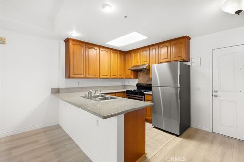 apt-a102-2-17888 Alburtis Ave, Artesia, CA, 90701-3900 | Card Image