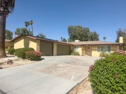 43586 Virginia Avenue, Palm Desert, CA, 92211 | Card Image