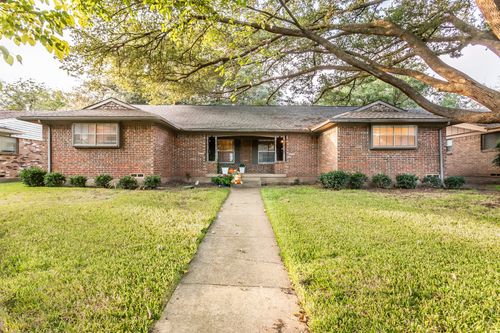 7544 Brentcove Cir, Dallas, TX, 75214-1807 | Card Image