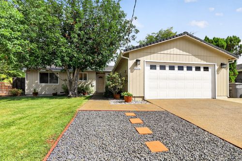 2396 Hawn Ave, Redding, CA, 96002-1626 | Card Image