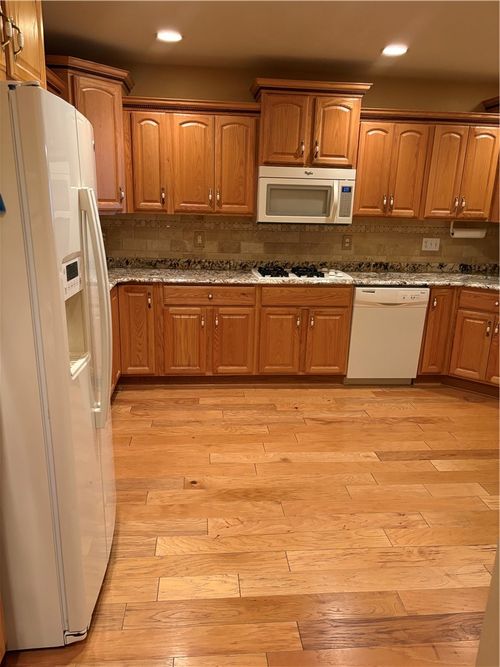 3226 Waters Edge Ct, Murrysville, PA, 15668-1573 | Card Image