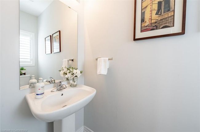 3 Pinot Cres, Townhouse with 3 bedrooms, 3 bathrooms and 3 parking in Stoney Creek ON | Image 7