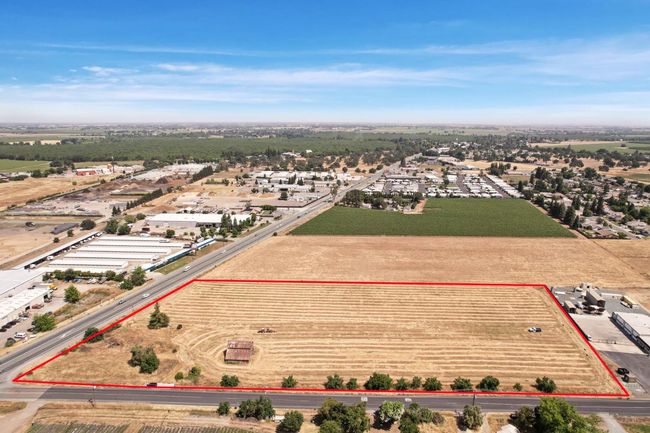 18020 N Highway 88, Home with 0 bedrooms, 0 bathrooms and null parking in Lockeford CA | Image 18