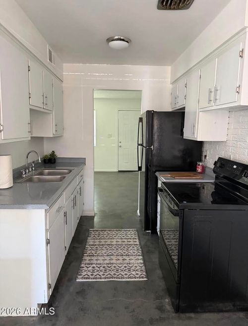 4-4337 W Keim Dr, Glendale, AZ, 85301-5456 | Card Image