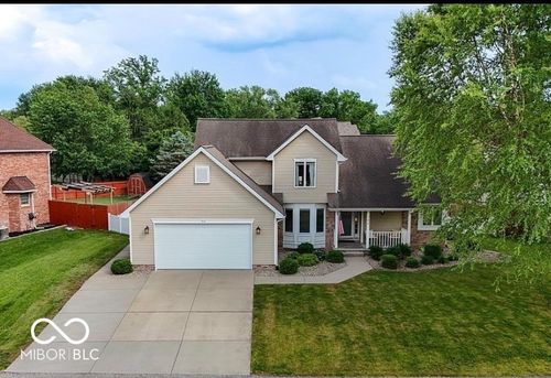 740 Coventry Dr, Seymour, IN, 47274-1487 | Card Image