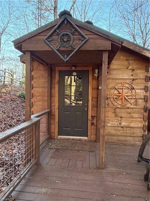 157 Wolf Trl, Millers Creek, NC, 28651 | Card Image