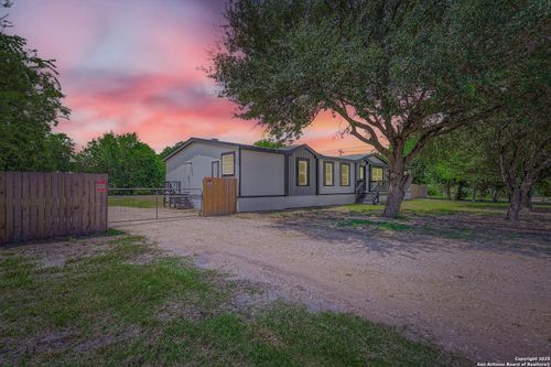 1101 Doree Dr, Marion, TX, 78124-1636 | Card Image