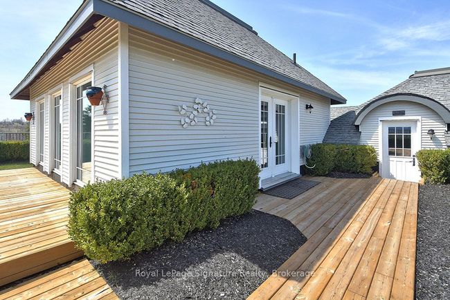 807035 25th Side Road, House other with 4 bedrooms, 3 bathrooms and 6 parking in Grey Highlands ON | Image 5