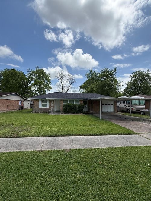 407 Midway Drive, Baytown, TX, 77521 | Card Image