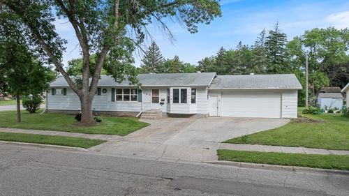 103 G St, Marshall, MN, 56258-2515 | Card Image