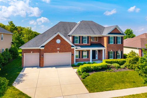 677 Slate Run, Elgin, IL, 60124-5703 | Card Image