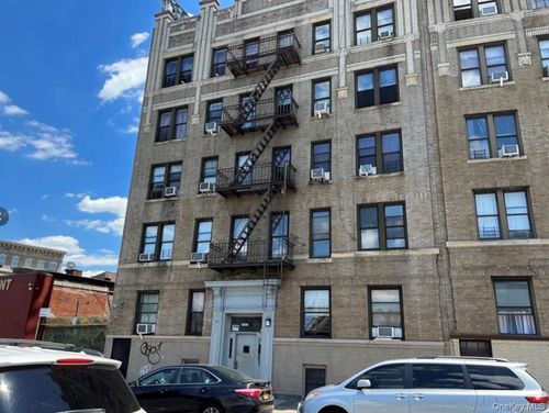 41-3064 Albany Cres, Bronx, NY, 10463-5630 | Card Image