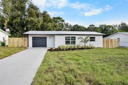 2319 Nw Sunset Blvd, Jensen Beach, FL, 34957-3612 | Card Image