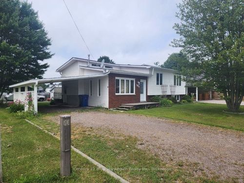 385 Ouellette Cres, Sturgeon Falls, ON, P2B3G4 | Card Image