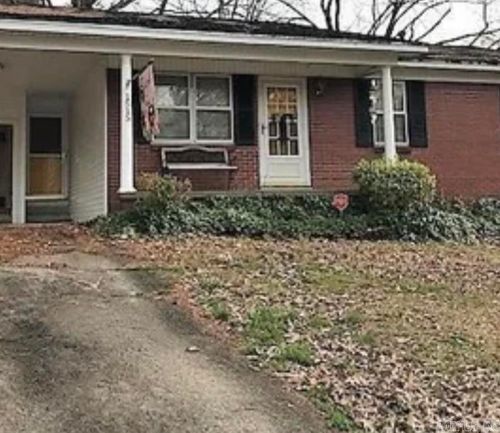 1515 E Twin Lakes Dr, Little Rock, AR, 72205-6764 | Card Image