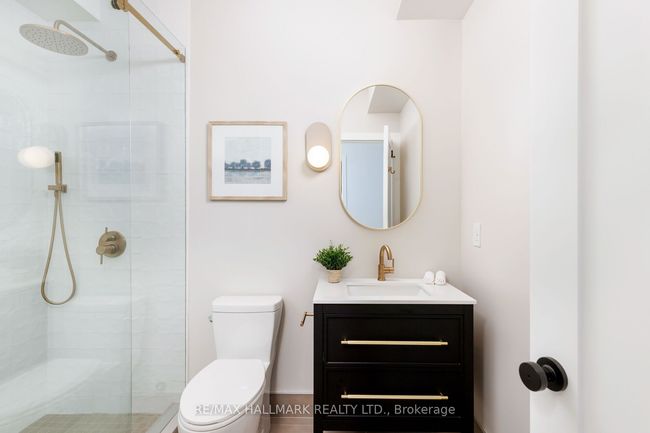 108 Crawford St, House attached with 6 bedrooms, 5 bathrooms and 3 parking in Toronto ON | Image 14