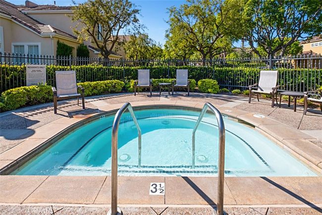 20 Fecamp, Condo with 3 bedrooms, 3 bathrooms and 2 parking in Newport Coast CA | Image 31