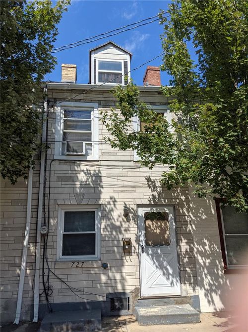 727 W Gordon Street, Allentown City, PA, 18102 | Card Image