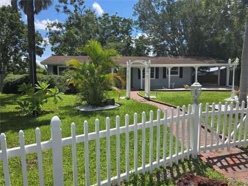 826 Lillian Ln, SARASOTA, FL, 34243-1003 | Card Image