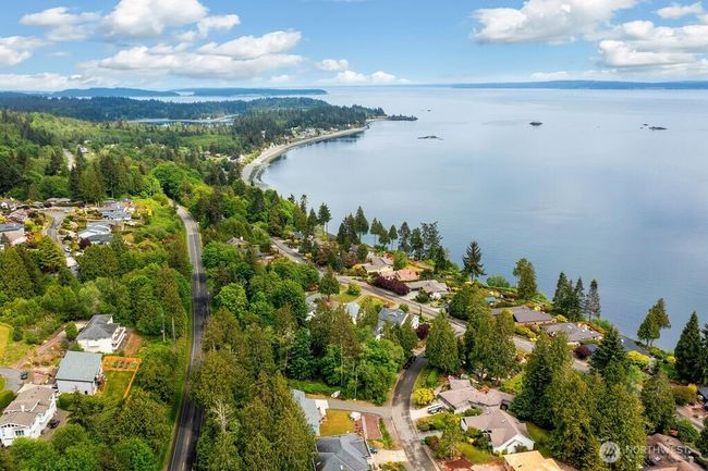 Aerial Shot of the Baldwin home area. | Image 33
