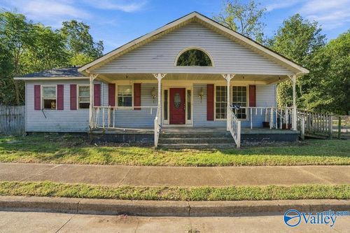 3703 Emm Ell St Sw, Huntsville, AL, 35805-5033 | Card Image