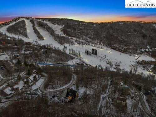 103 Snowplow Ln, Beech Mountain, NC, 28604-8205 | Card Image