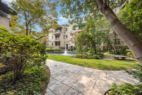 2374 Madison Ln, Cincinnati, OH, 45208 | Card Image