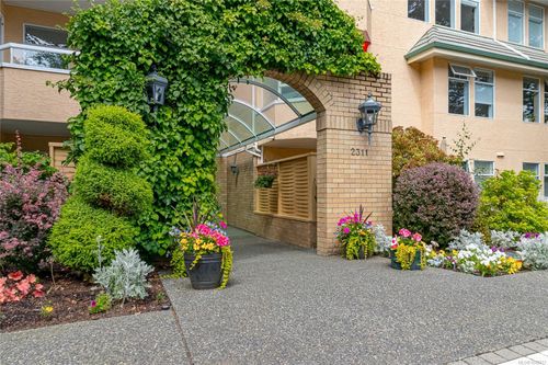 302-2311 Mills Rd, Sidney, BC, V8L2C3 | Card Image