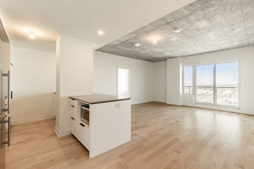 2208-60 Rue De L'Éclipse, Brossard, QC, J4Z0T7 | Card Image