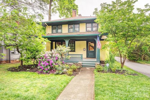 14 Watauga St, Asheville, NC, 28801-1028 | Card Image