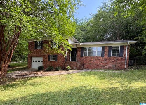 325 27th Ct Nw, Center Point, AL, 35215-1618 | Card Image