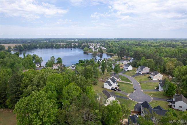8819 Lake Jordan Cir, House other with 5 bedrooms, 3 bathrooms and null parking in North Dinwiddie VA | Image 46