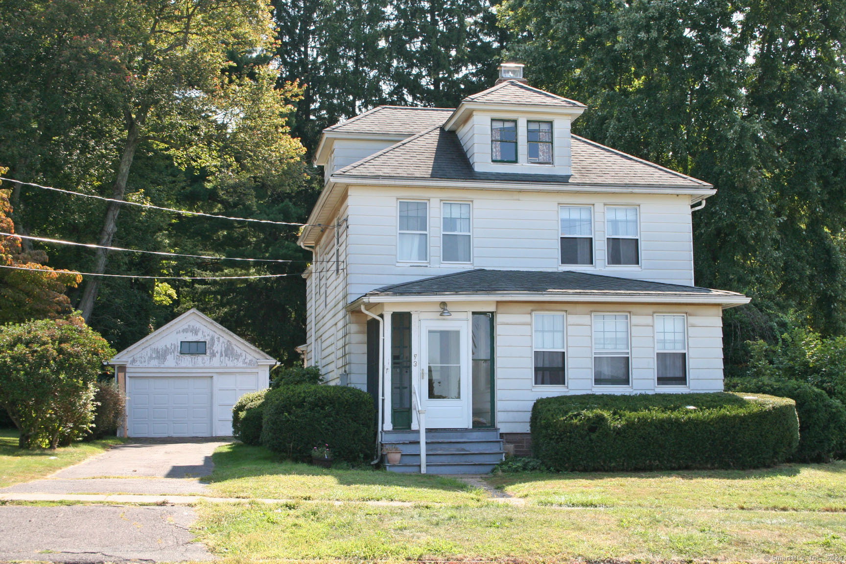 Main St, Portland, CT 06480