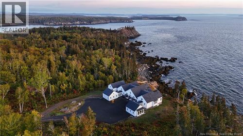 868 Fundy Dr, Wilsons Beach, NB, E5E1X5 | Card Image