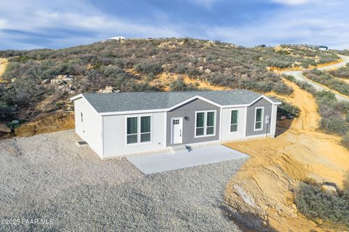 280 N Old Coach Trl, Dewey, AZ, 86327 | Card Image