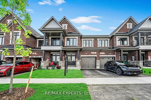 1064 Thompson Dr, Oshawa, ON, L1L0V5 | Card Image