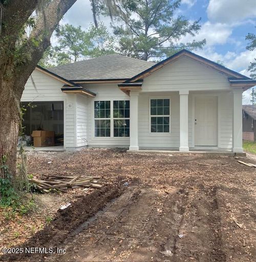 9027 Noroad, Jacksonville, FL, 32210-6105 | Card Image
