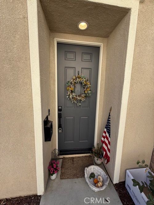 30411 Ridgecrest Rd, Winchester, CA, 92596-3504 | Card Image