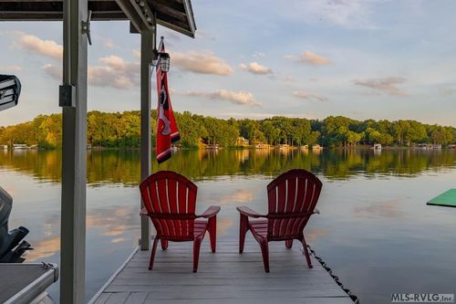 120 Lookout Pt, Macon, NC, 27551-9214 | Card Image