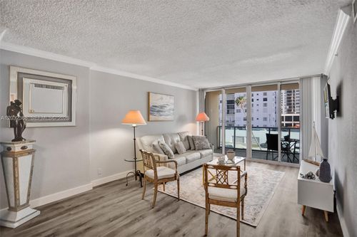 302-2501 S Ocean Dr, Hollywood, FL, 33019-2607 | Card Image