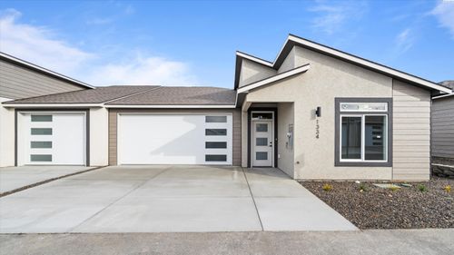 1334 Kalani Ct, West Richland, WA, 99353-1000 | Card Image