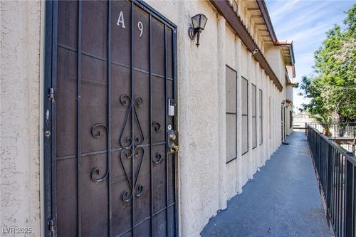 9-2080 Karen Ave, Las Vegas, NV, 89169-1776 | Card Image