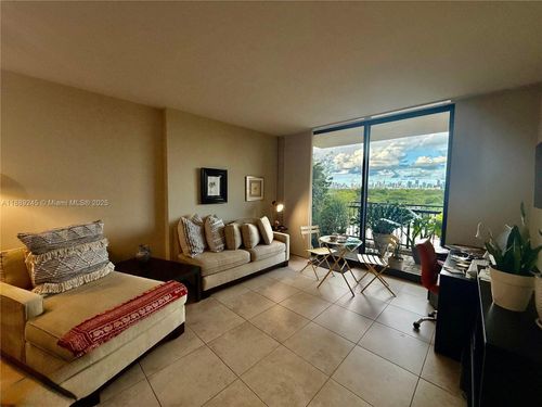 apt-530-55 Merrick Way, Coral Gables, FL, 33134-5129 | Card Image