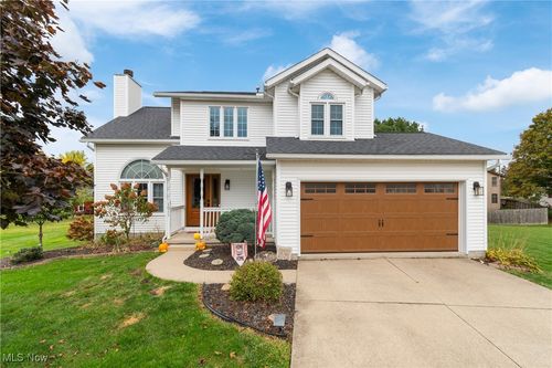 1011 Brooke Way, Wooster, OH, 44691-5421 | Card Image