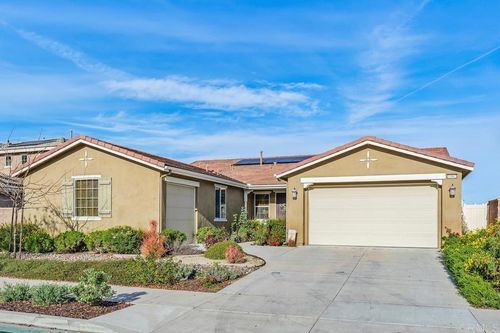 33802 Edge Ln, Temecula, CA, 92592-3480 | Card Image
